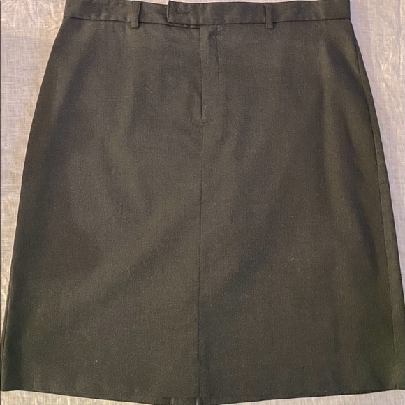 Charcoal gray Old Navy size 12 pencil skirt - Picture 1 of 3